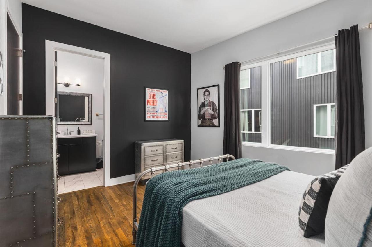 11 Beds 4 Bedrooms 4 Baths With A Rooftop Deck And Garage Nashville